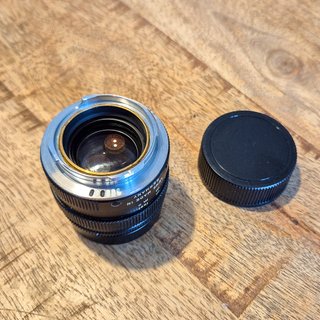 Leica Summilux-M 50mm f1.4 pre-asph