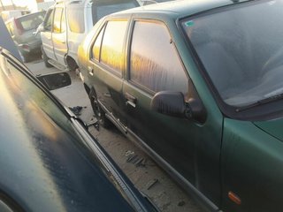 Renault 1672013 faro izq 7701042951 r 19 berl. con