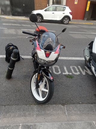 Aprilia RS Tuono 50c.c. Año 2004. 9.161 kilómetros