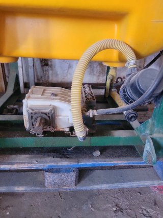Cuba para sulfatar/fumigar suspendida 400L