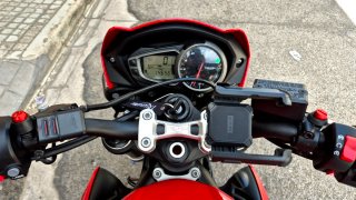 Triumph Street Triple 765 Roja y Negra