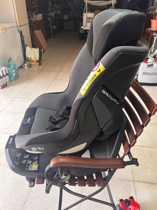 Silla coche Jane Gravity giratoria 360 I-size