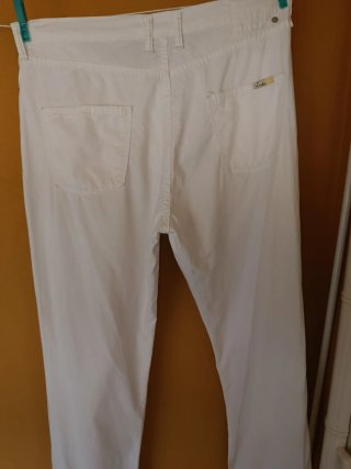 Pantalón blanco  fresco talla 48