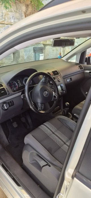 Volkswagen Touran 2012