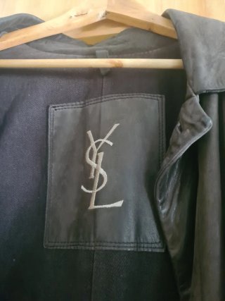 Chaquetón de cuero Yves Saint Laurent