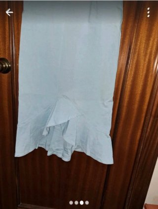 Vestido midi celeste