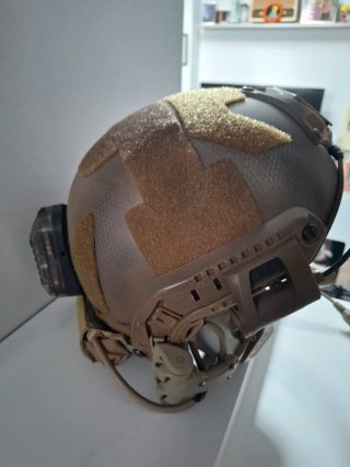 Casco Airsoft Táctico con Auriculares