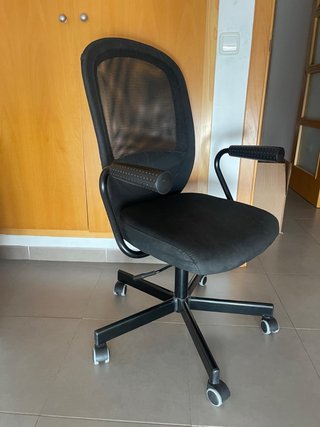 Silla de oficina IKEA FLINTAN negra