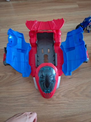 Nave Spiderman, Moto y Coche