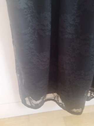 Vestido negro con puntilla