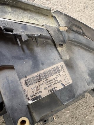 Faro Audi A4 B6