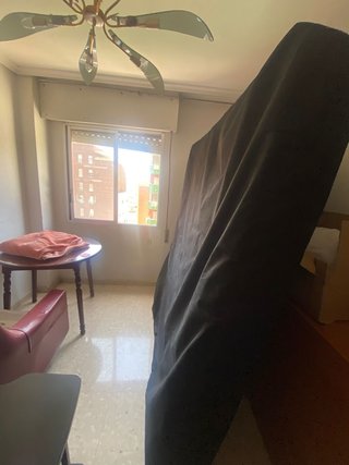 Pack Muebles Salón: Escritorio, Sillas y Mesa