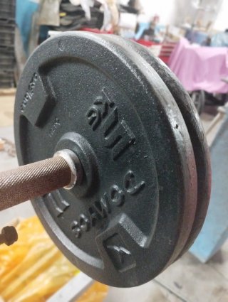 Maquina musculación ,  banco mancuernas y barras