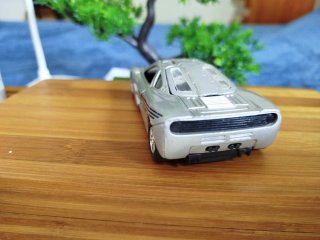 McLaren F1 Welly Plata Escala 1:36