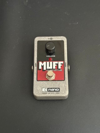 EHX Nano Muff Overdrive Pedal Guitarra