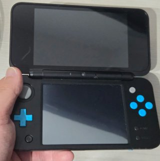 Nintendo 2DS XL Negra y Azul