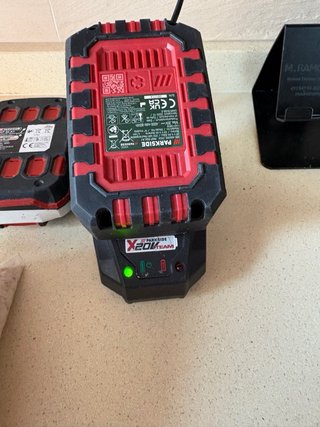 Taladro Percutor Parkside y caladora 20V 4.0Ah