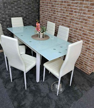 Mesa de Cristal Extensible 170cm con 6 Sillas Polipiel
