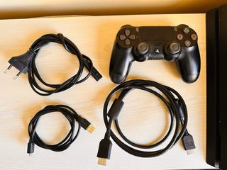 PS4 Pro 1TB y Mando Con 6 Juegos