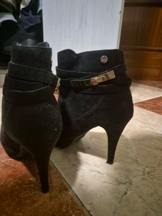 Botines tacón Xti negros Talla 40