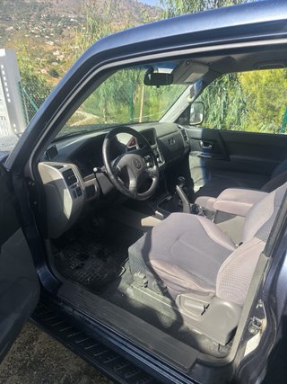 Mitsubishi Montero 2006 v60