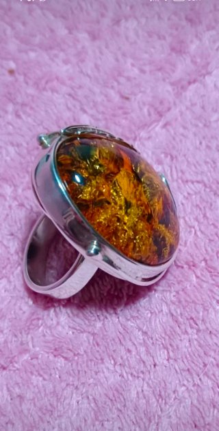 Espectacular Anillo de Ámbar Puro 100%.