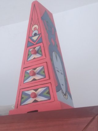 Cajas de madera pintadas a mano con 3 cajones