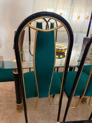 Conjunto mesa de salón y sillas,