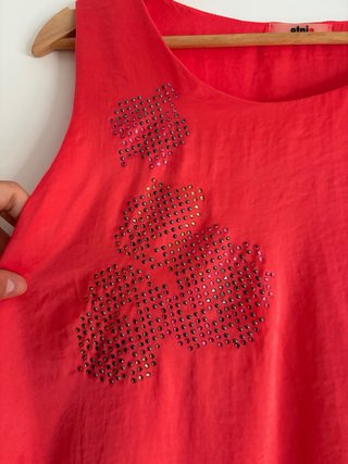 Vestido rojo con pedrería