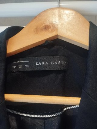 Traje pantalón negro Zara Talla XL y 46