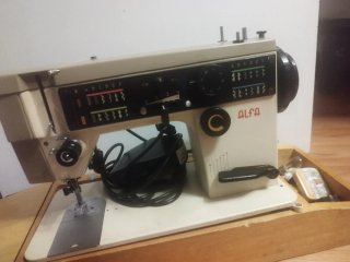 Máquina de coser Alfa semi industrial