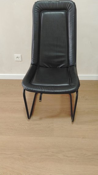 Sillas de comedor de cuero negro