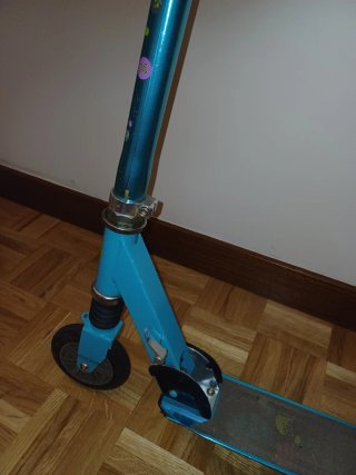 Patinete infantil azul