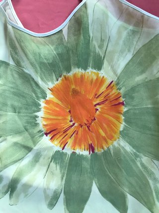 Camisón lencero y pijama floral