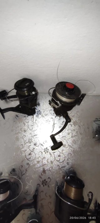 Lote de 5 cañas de pescar