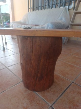 Banco de madera rústico