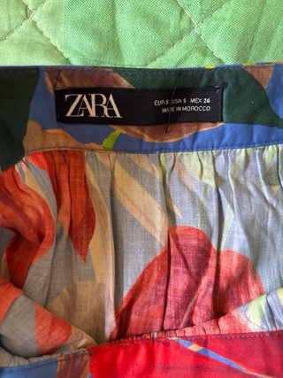 Falda Zara Estampada Tropical