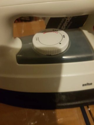Plancha de vapor  braun nueva en su  caja  de  com