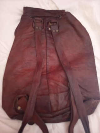 Mochila de piel de cabra