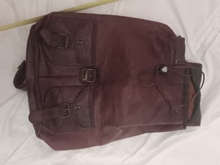 Mochila de piel de cabra