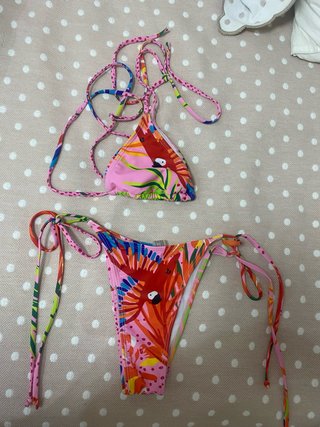 Bikini estampado tropical