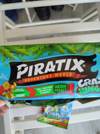 21 Sobres Piratix Adventure World, 17,95€