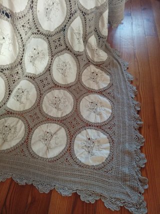 Copriletto vintage fatto a mano
