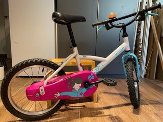 Bicicleta infantil Btwin 16 pulgadas.