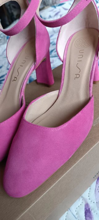 Zapatos tacón Unisa rosas