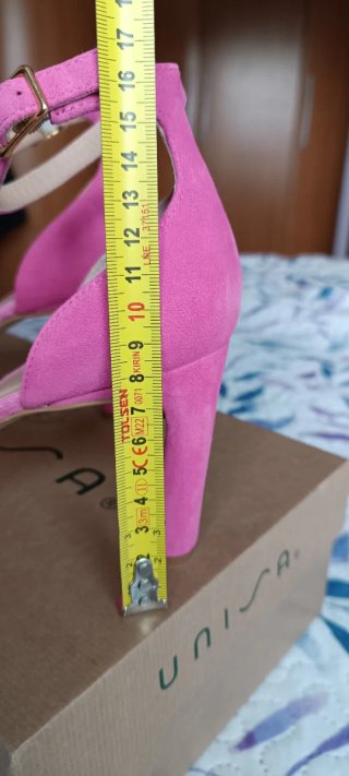 Zapatos tacón Unisa rosas