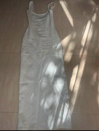 Vestido Bershka blanco largo