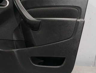 GUARNECIDO PUERTA DELANTERA DERECHA MERCEDES-BENZ