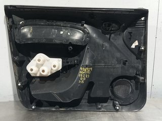 GUARNECIDO PUERTA DELANTERA DERECHA MERCEDES-BENZ
