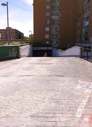 Alquilo plaza de Garaje en Zona Ferial Alcorcón